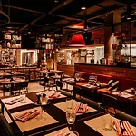 Vienna House Easy By Wyndham 4*