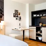 Vienna House Easy By Wyndham 4* Munich