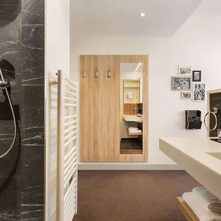 Vienna House Easy By Wyndham Hotel München