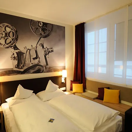 Hotel Vienna House Easy By Wyndham 4*