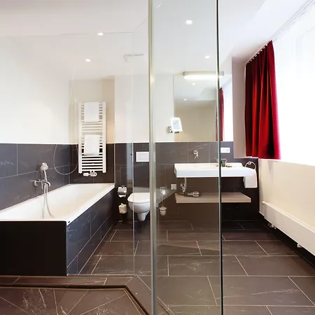 Hotel Max West 4*