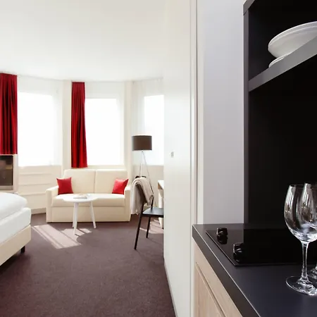 Max West 4* Munich