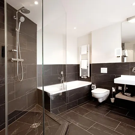 Hotel Max West 4*