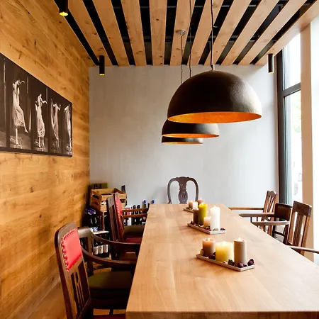 Vienna House Easy By Wyndham Hotel