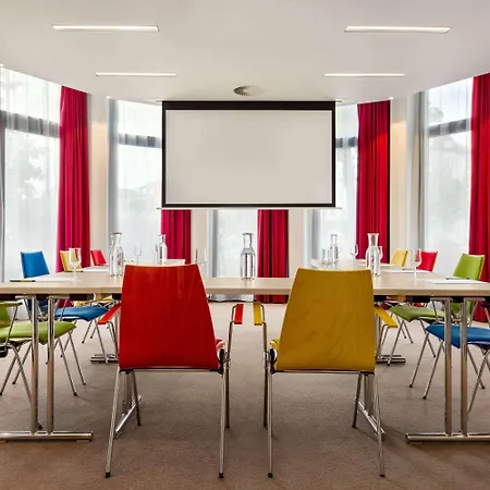 Vienna House Easy By Wyndham Hotel