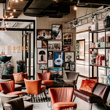 Vienna House Easy By Wyndham 4* München