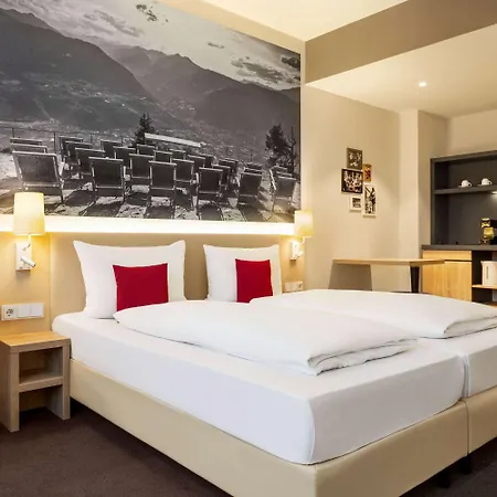 Hotel Vienna House Easy By Wyndham München