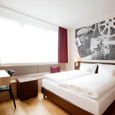 Hotel Max West Munich