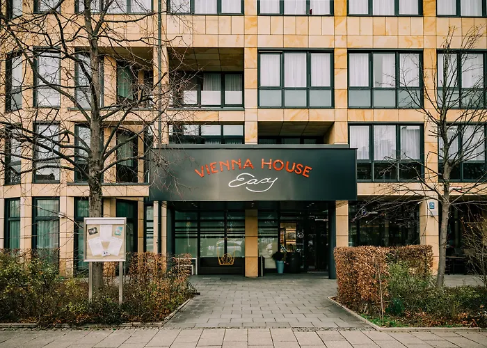 Vienna House Easy By Wyndham 4*
