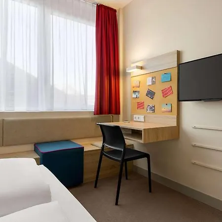 Hotel Vienna House Easy By Wyndham West Olympiapark München
