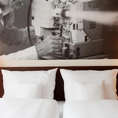 Vienna House Easy By Wyndham Hotel 4*