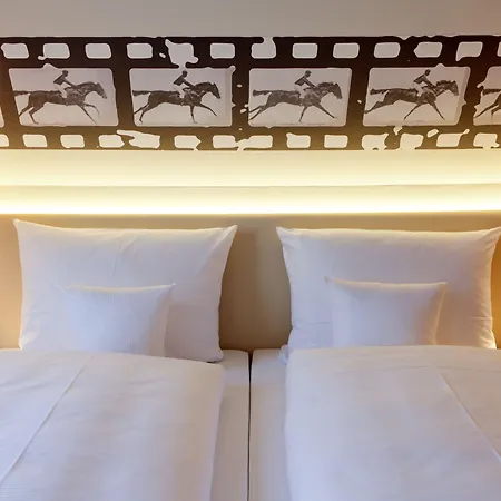 ホテル Vienna House Easy By Wyndham 4*
