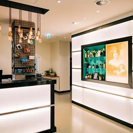 Vienna House Easy By Wyndham 4* Munich