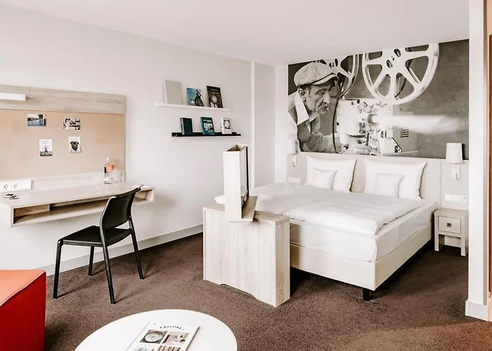 Hotel Vienna House Easy By Wyndham 4*