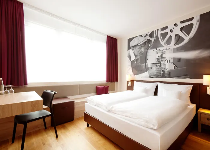 Vienna House Easy By Wyndham 4*